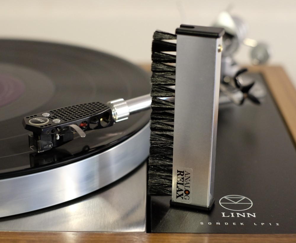 Analog Relax AntiStatic Brush Analog Relax